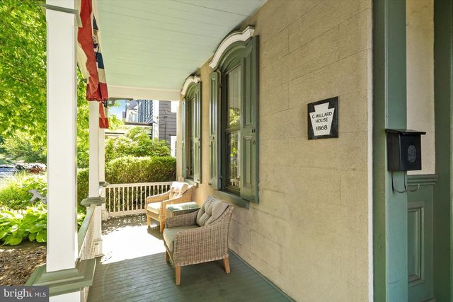 204 E WASHINGTON AVE, Newtown, PA 18940