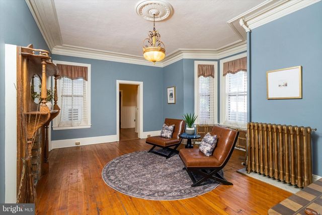 204 E WASHINGTON AVE, Newtown, PA 18940