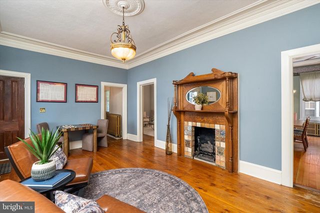 204 E WASHINGTON AVE, Newtown, PA 18940