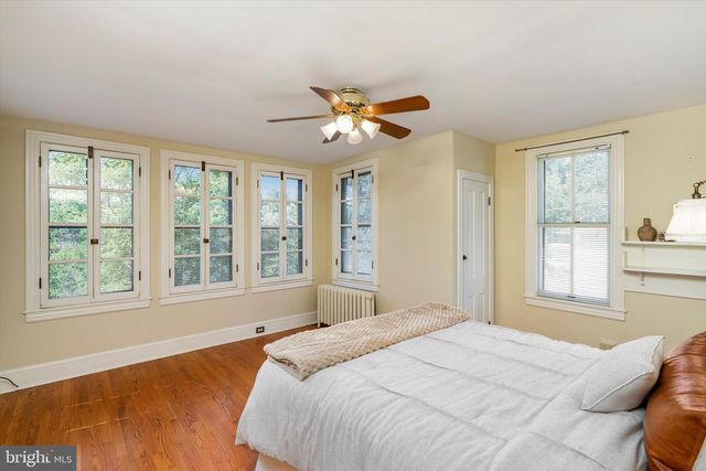 204 E WASHINGTON AVE, Newtown, PA 18940