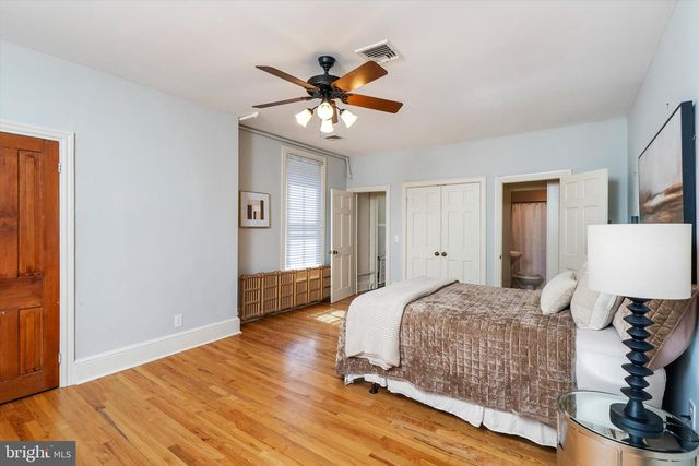 204 E WASHINGTON AVE, Newtown, PA 18940