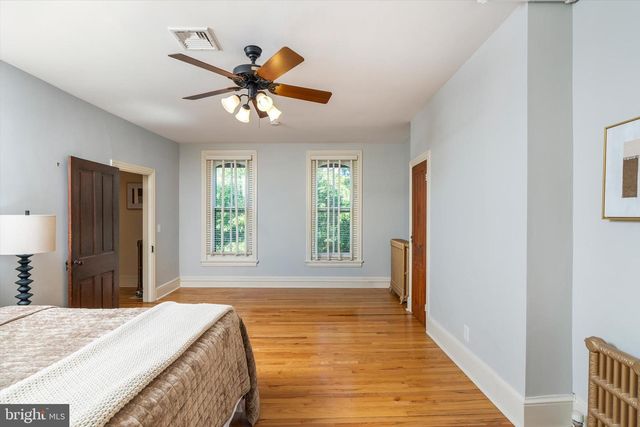 204 E WASHINGTON AVE, Newtown, PA 18940
