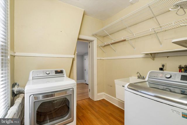 204 E WASHINGTON AVE, Newtown, PA 18940