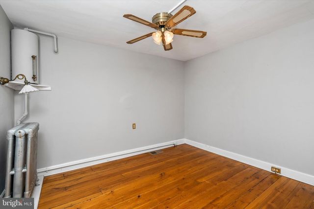 204 E WASHINGTON AVE, Newtown, PA 18940
