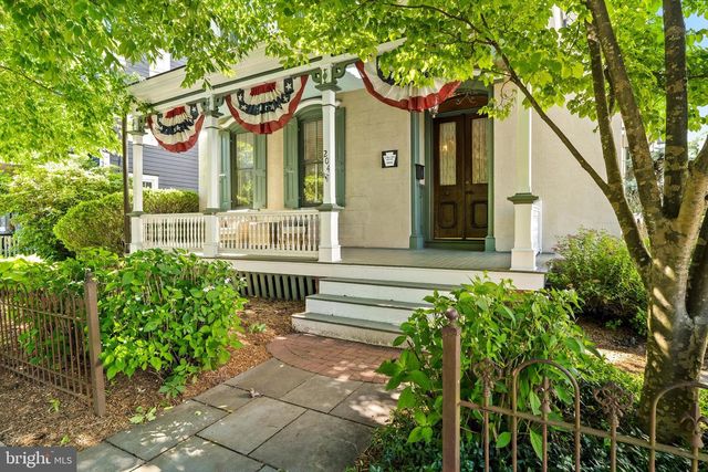 204 E WASHINGTON AVE, Newtown, PA 18940