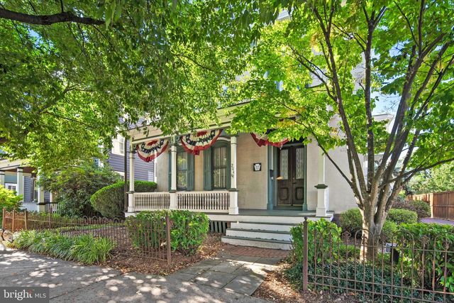 204 E WASHINGTON AVE, Newtown, PA 18940