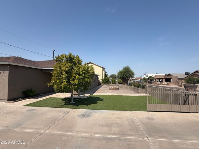 1309 W Apache Street, Phoenix, AZ 85007