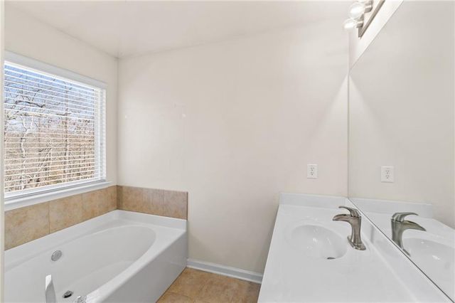 4568 White Horse Drive, Braselton, GA 30517