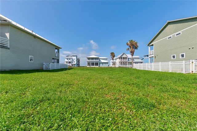 113 Frontside Dr, Corpus Christi, TX 78418