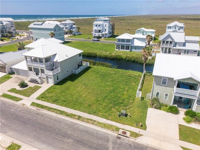 113 Frontside Dr, Corpus Christi, TX 78418
