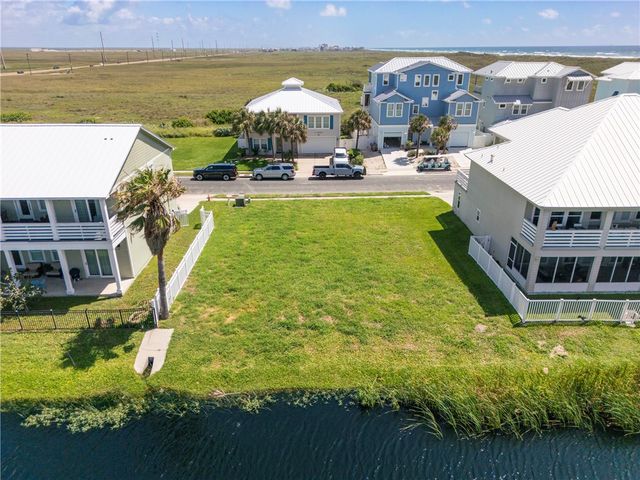 113 Frontside Dr, Corpus Christi, TX 78418