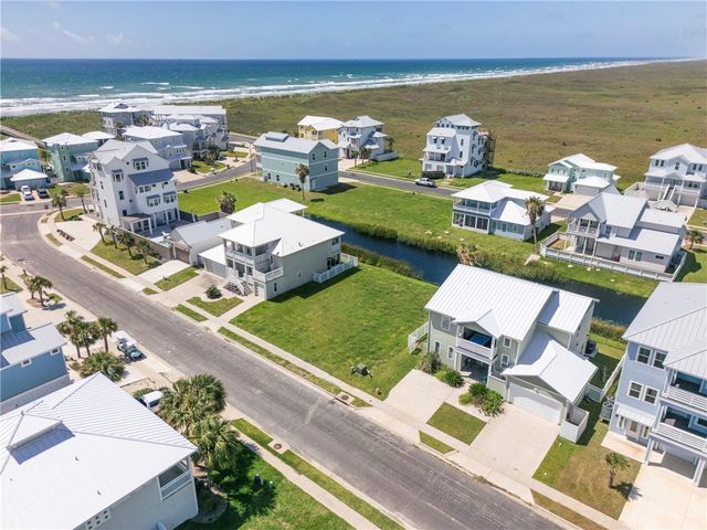 113 Frontside Dr, Corpus Christi, TX 78418