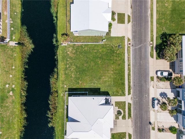 113 Frontside Dr, Corpus Christi, TX 78418