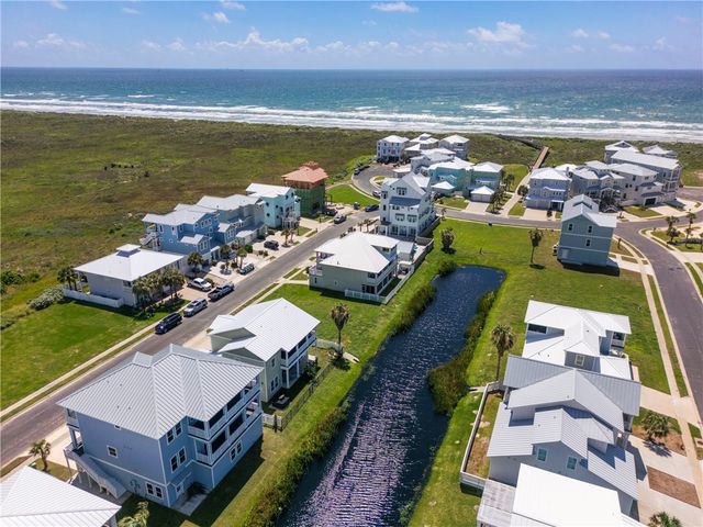 113 Frontside Dr, Corpus Christi, TX 78418