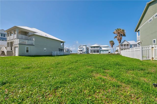 113 Frontside Dr, Corpus Christi, TX 78418