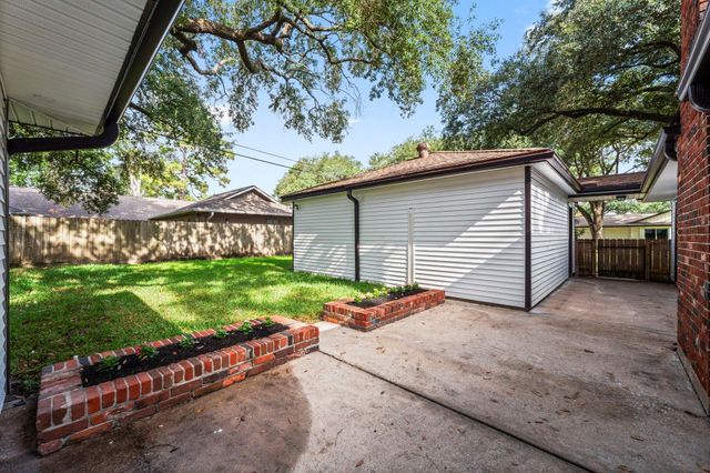 2535 Southwick Street, Houston, TX 77080