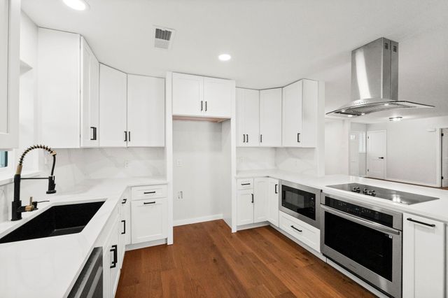 2535 Southwick Street, Houston, TX 77080