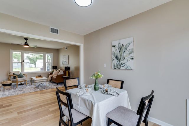 2309 W 27th St S, Wichita, KS 67217