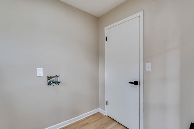 2309 W 27th St S, Wichita, KS 67217