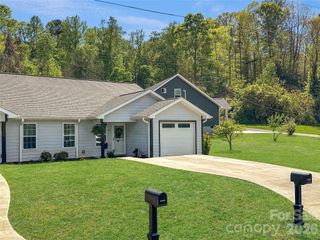 62 E Glenview Street, Marion, NC 28752