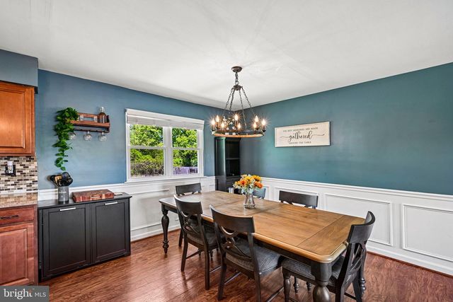 205 WREXHAM CT, Woodbury, NJ 08096