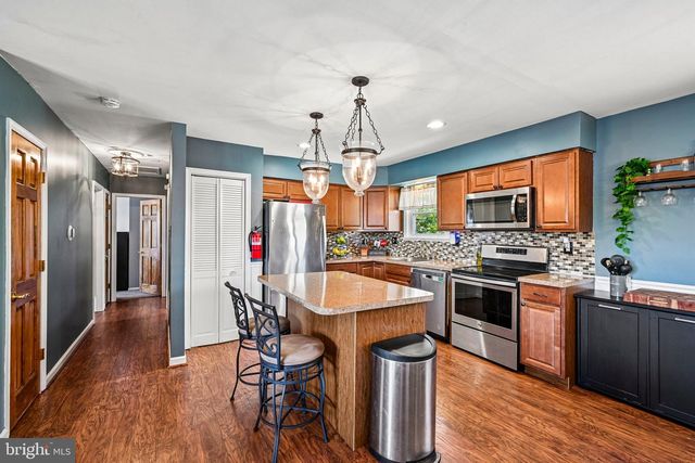 205 WREXHAM CT, Woodbury, NJ 08096