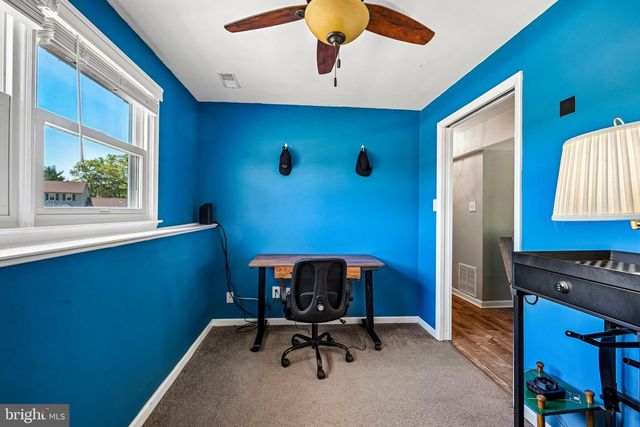 205 WREXHAM CT, Woodbury, NJ 08096