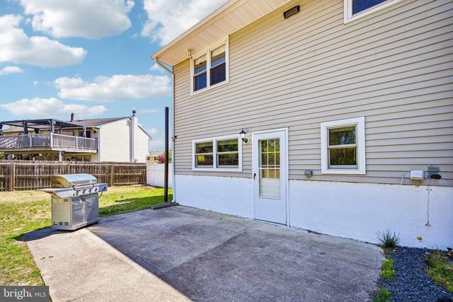 205 WREXHAM CT, Woodbury, NJ 08096
