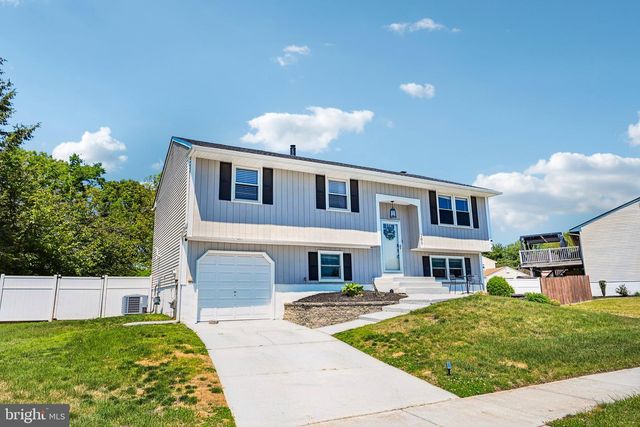 205 WREXHAM CT, Woodbury, NJ 08096
