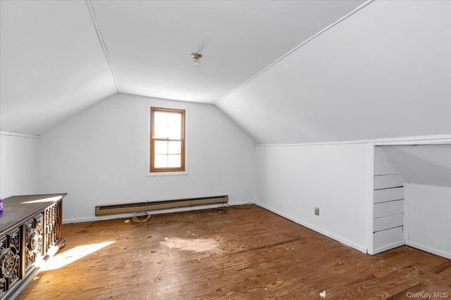 2484 Lindy Road, Westbury, NY 11590