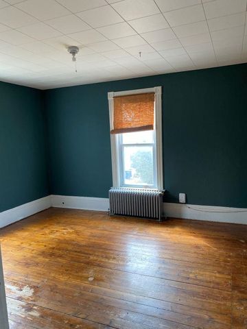 2 Arlington Street, Essex Junction, VT 05452