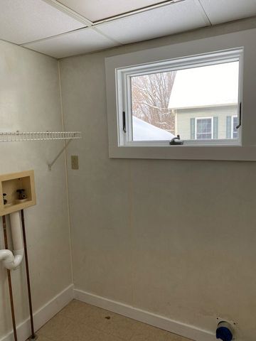 2 Arlington Street, Essex Junction, VT 05452