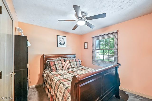 1863 Merlo Court, Niles, OH 44446