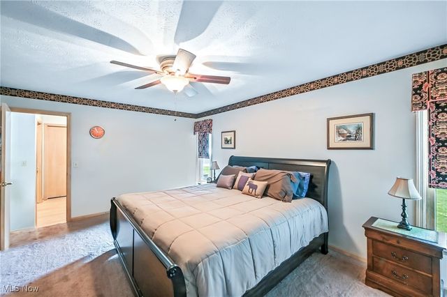 1863 Merlo Court, Niles, OH 44446