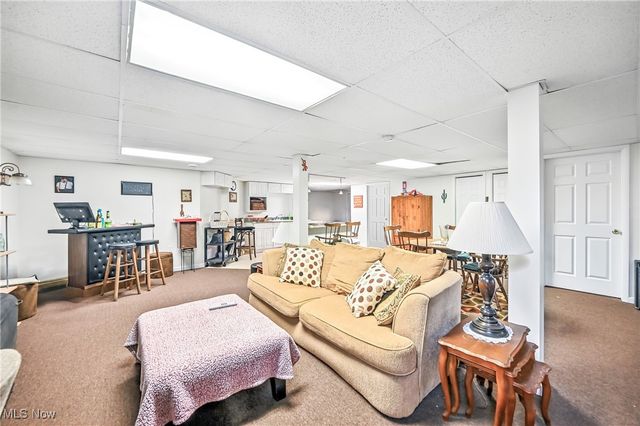 1863 Merlo Court, Niles, OH 44446