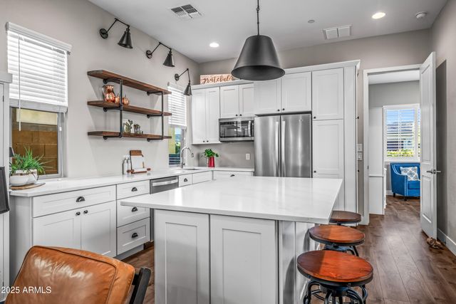 22211 N 31ST Street, Phoenix, AZ 85050
