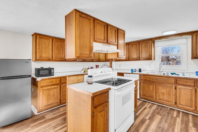 1015 Harold Street, Cassville, MO 65625