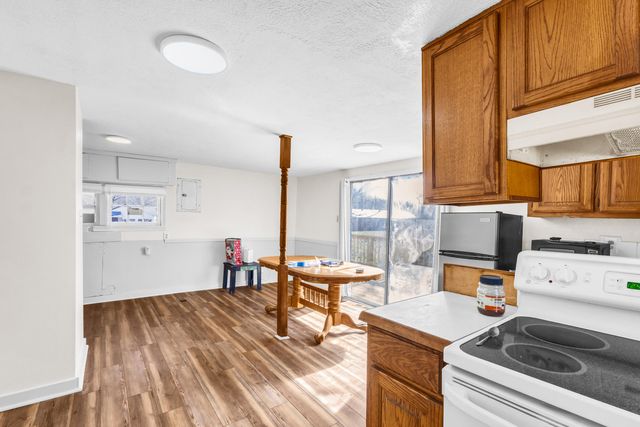 1015 Harold Street, Cassville, MO 65625