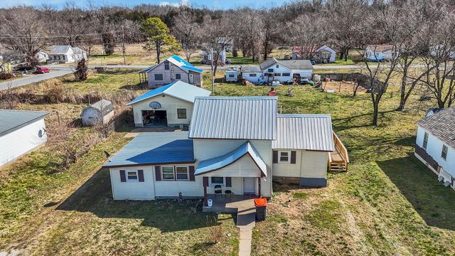 1015 Harold Street, Cassville, MO 65625