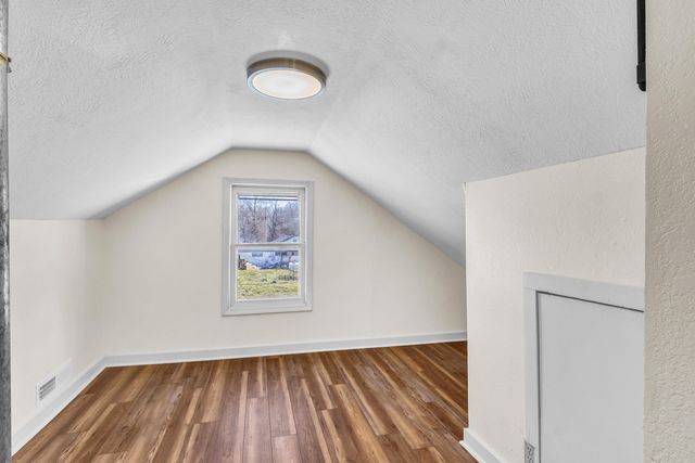 1015 Harold Street, Cassville, MO 65625