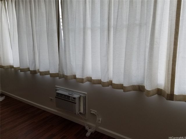 1560 Kanunu Street 618, Honolulu, HI 96814