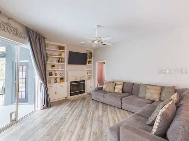 23635 OAKSIDE BOULEVARD, Lutz, FL 33559