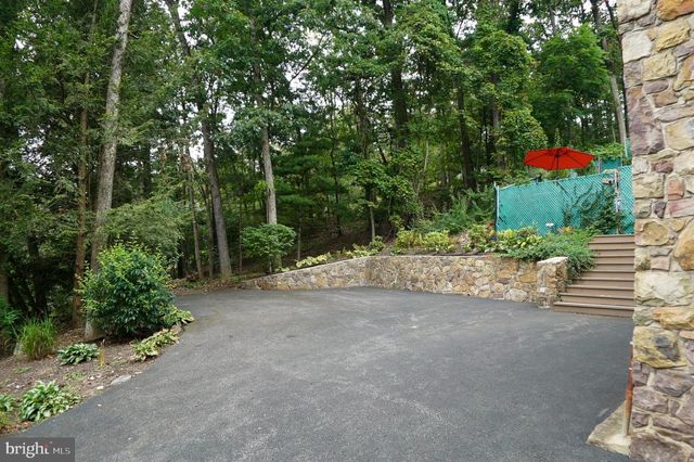 29 SYLVAN DR, Lock Haven, PA 17745