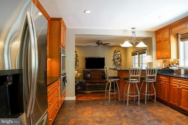 29 SYLVAN DR, Lock Haven, PA 17745