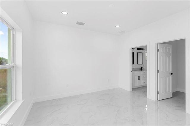 837 Colyer ST E, Lehigh Acres, FL 33974