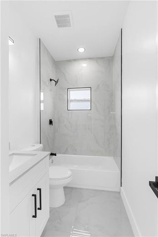 837 Colyer ST E, Lehigh Acres, FL 33974