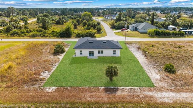 837 Colyer ST E, Lehigh Acres, FL 33974