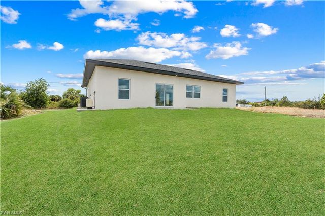 837 Colyer ST E, Lehigh Acres, FL 33974