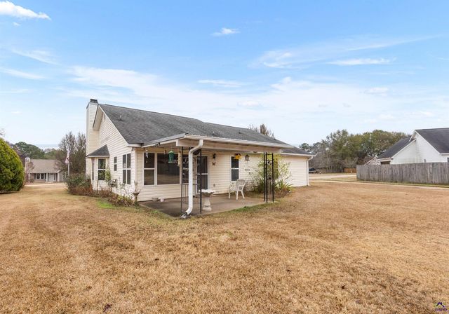 102 Muirfield Lane, Byron, GA 31008