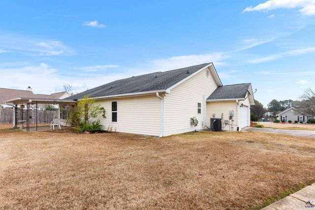 102 Muirfield Lane, Byron, GA 31008